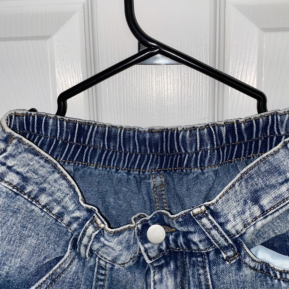 Shein Bleach Washed Elastic Waist Jeans - Picture 2 of 2